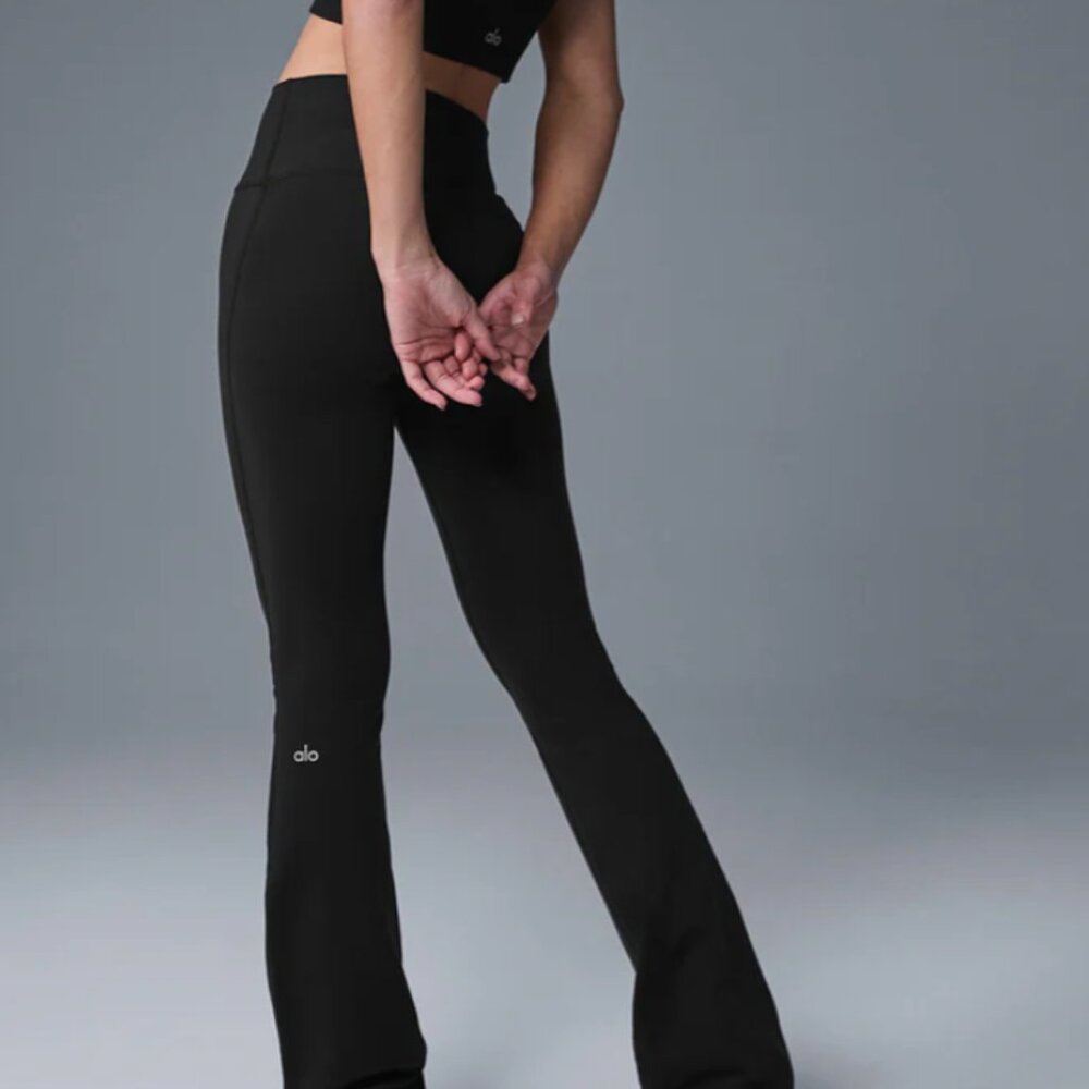 Alo wide leg leggings- Waist 7/8 Bootcut Legging